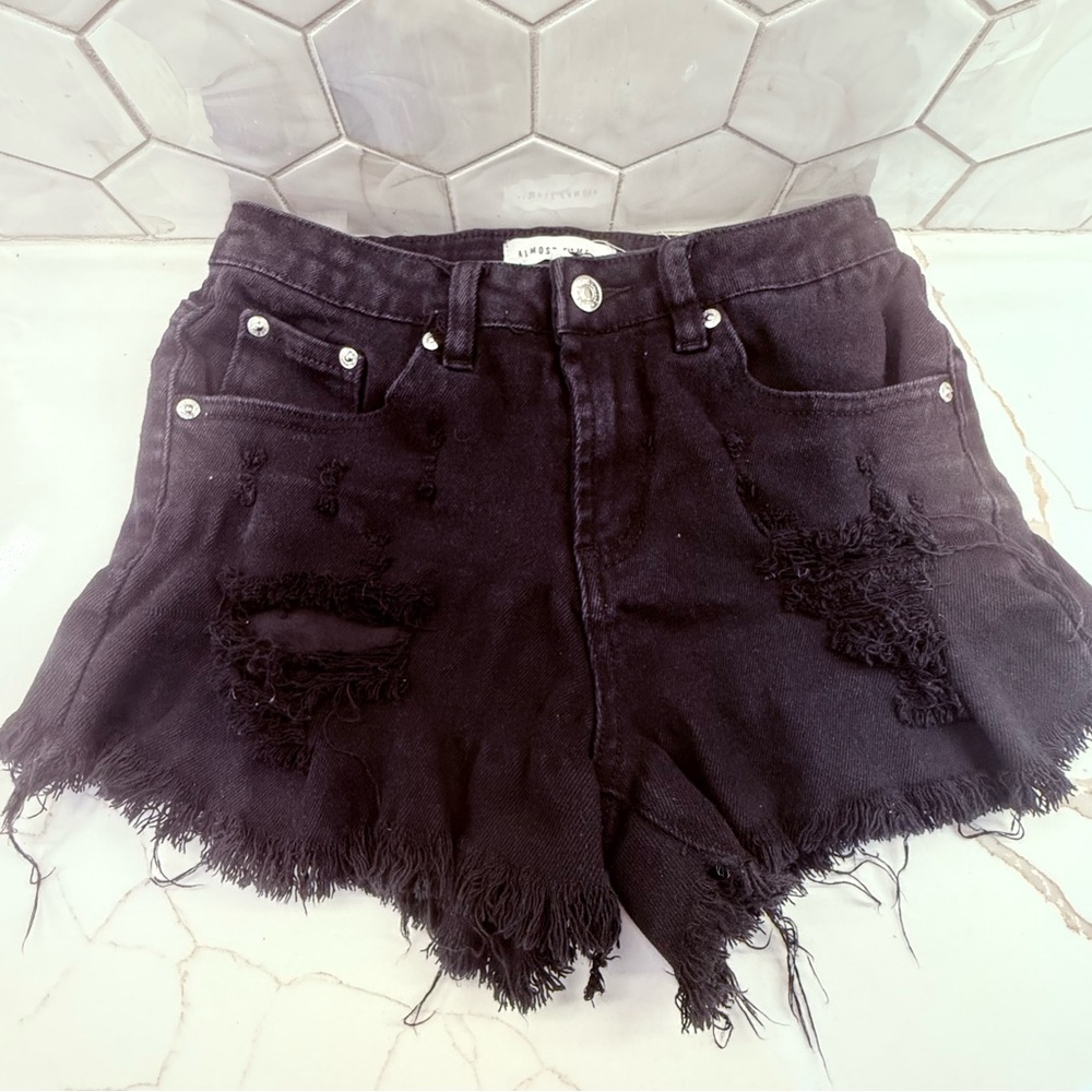 Almost‎ Famous Elegant Black Apparel